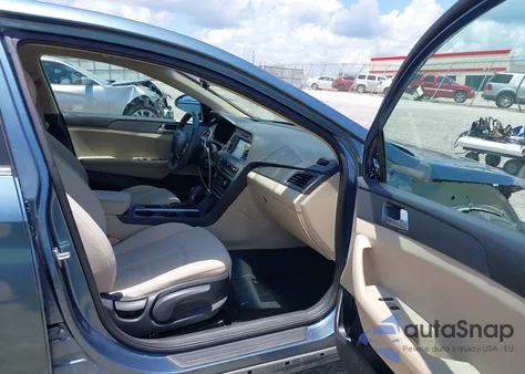 2016 Hyundai Sonata Se z USA, uszkodzony, nr VIN 5NPE24AF6GH274312